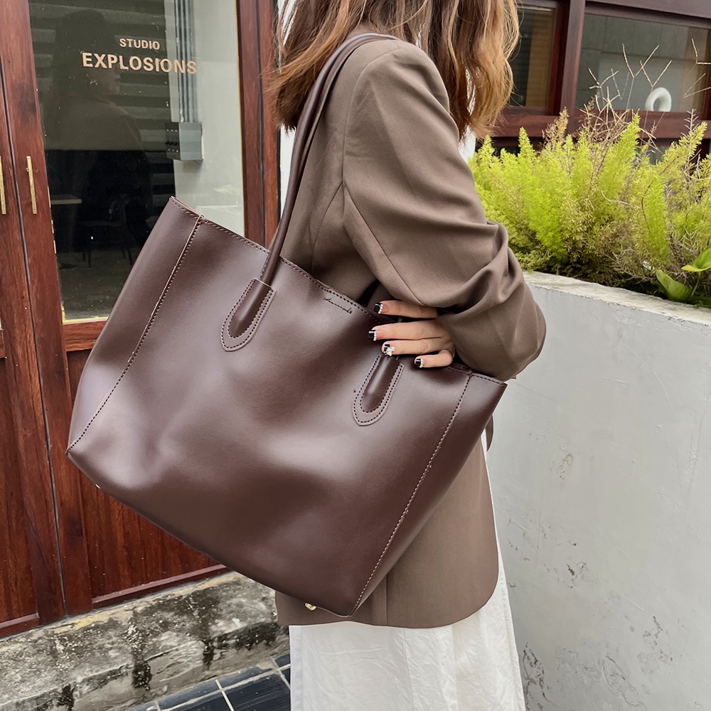 Women Bags On Sale - CGCBAG แฟชั่นแบรนด์หรู Tote กระเป๋าผู้หญิงเรียบง่าย Lage ความจุกระเป๋าสแควร์คุณภาพสูง