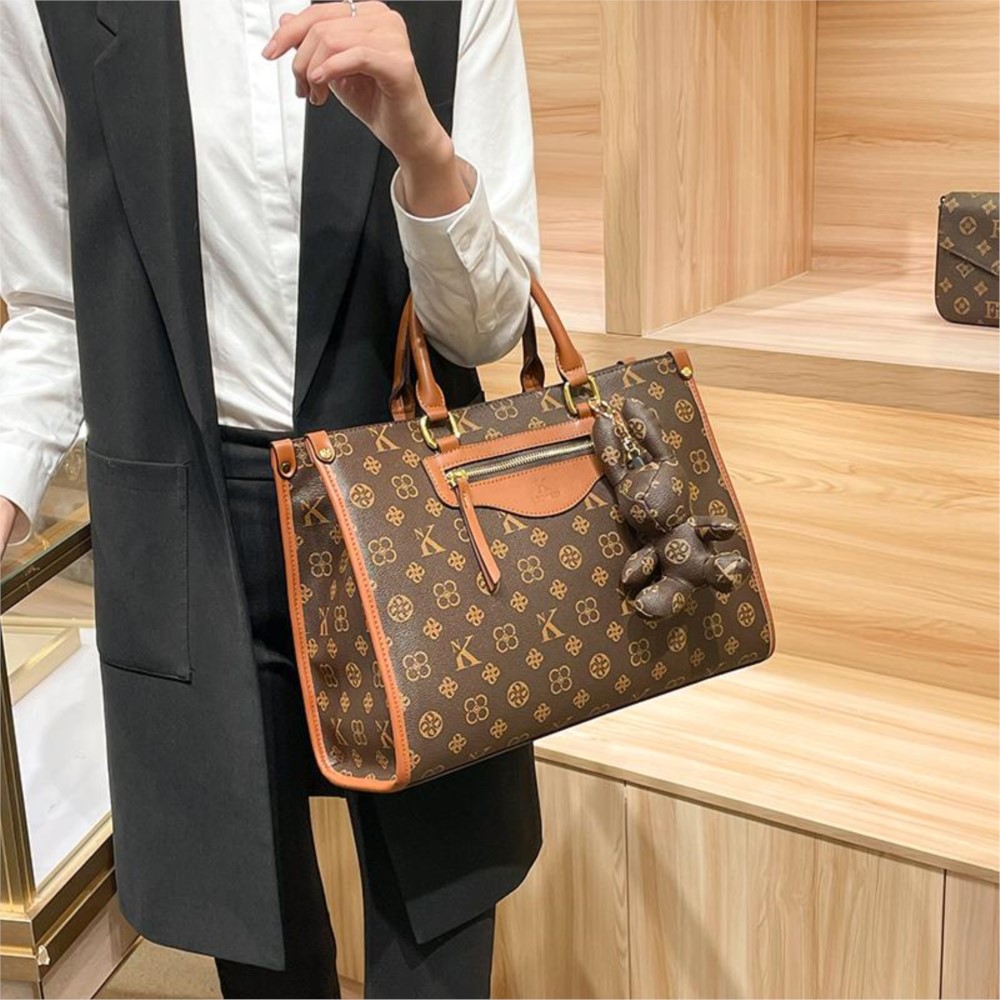 Women Bags High End Brands - กระเป๋าถือผู้หญิงแบรนด์เนม 2025 รุ่นใหม่ ดีไซน์หรูหรา สำหรับฤดูใบไม้ร่วงและฤดูหนาว สะพายไหล่ใบเดียว