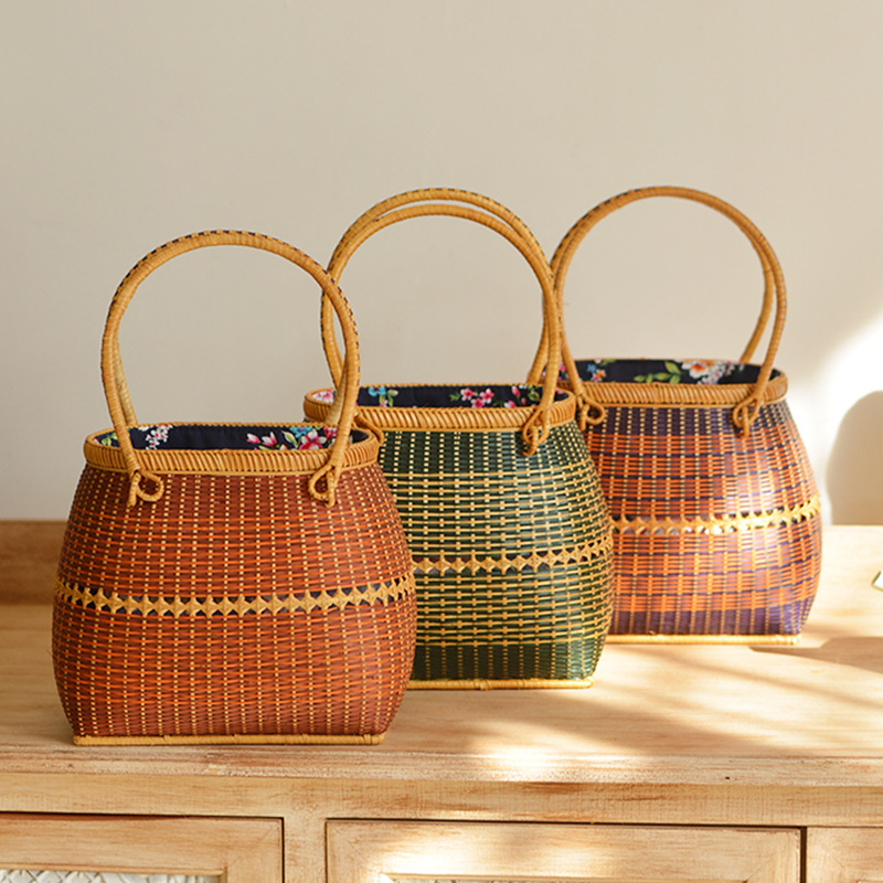 Women Bags Vietnam - ตะกร้าแฮนด์เมดเวียดนาม ตะกร้าเก็บของแปลกใหม่ ตะกร้าปิกนิก ตะกร้าเดินทาง กระเป๋าถือไม้ไผ่สานทำมือ