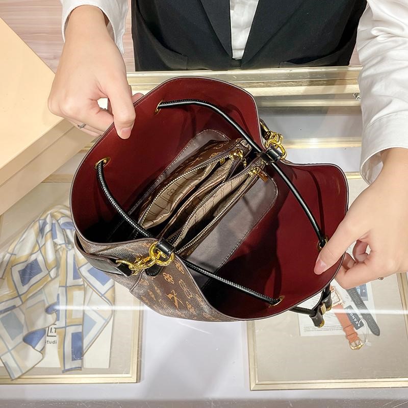 กระเป๋าถือหนังแบรนด์หรูสำหรับผ - Women Bags Popular Brands บทวิจารณ์และราคา