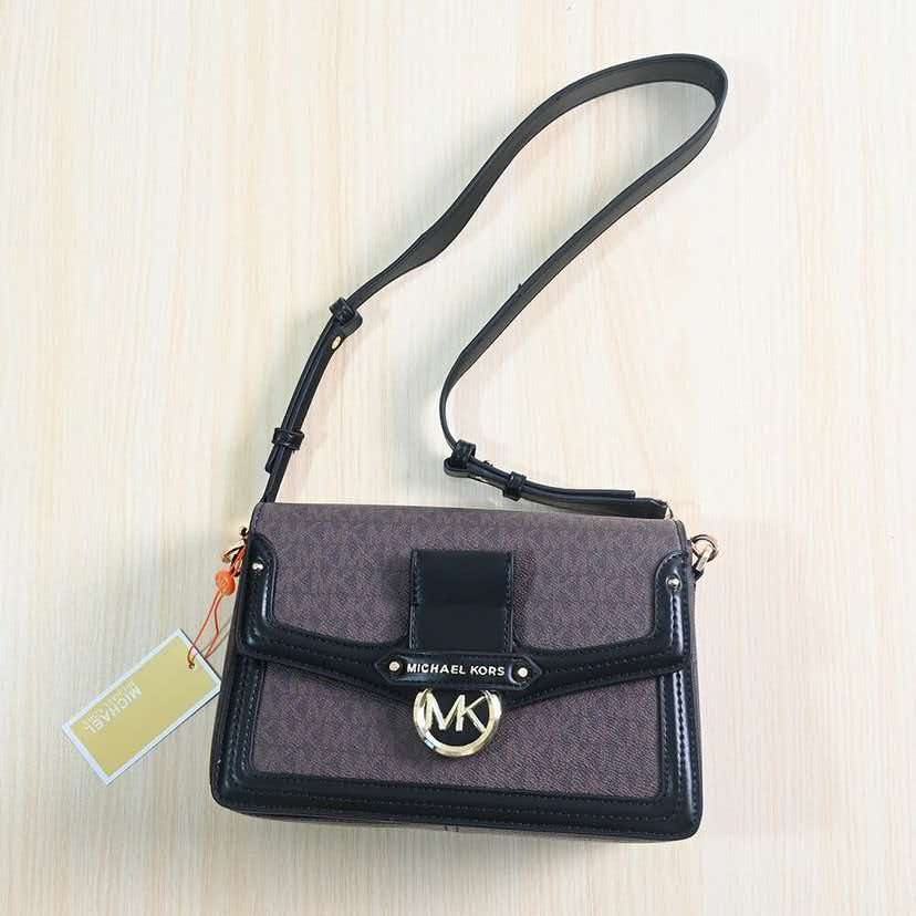 กระเป๋าใบเล็กสไตล์มินิมอลสุดชิ - Women Bags High End Brands บทวิจารณ์และราคา