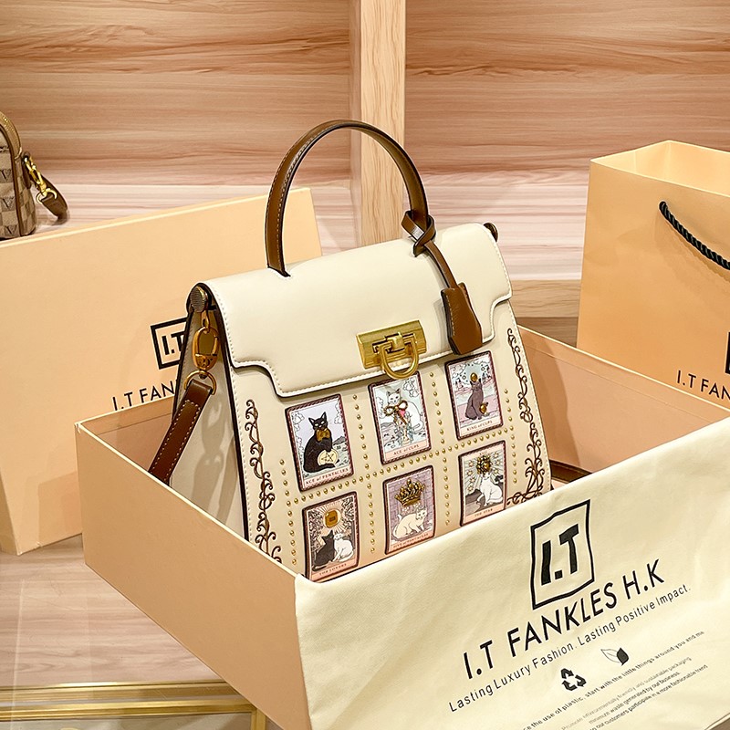 กระเป๋าถือสตรีกระเป๋าถือแบรนด์ - Women Bags High End Brands บทวิจารณ์และราคา