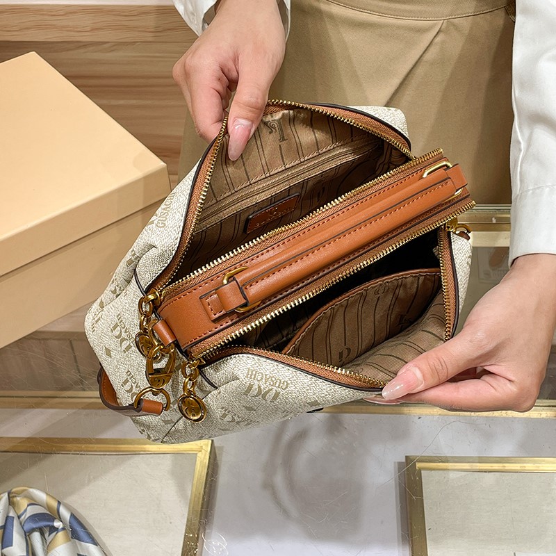 กระเป๋าถือสตรียี่ห้อ 2025 ฤดูใ - Women Bags High End Brands บทวิจารณ์และราคา