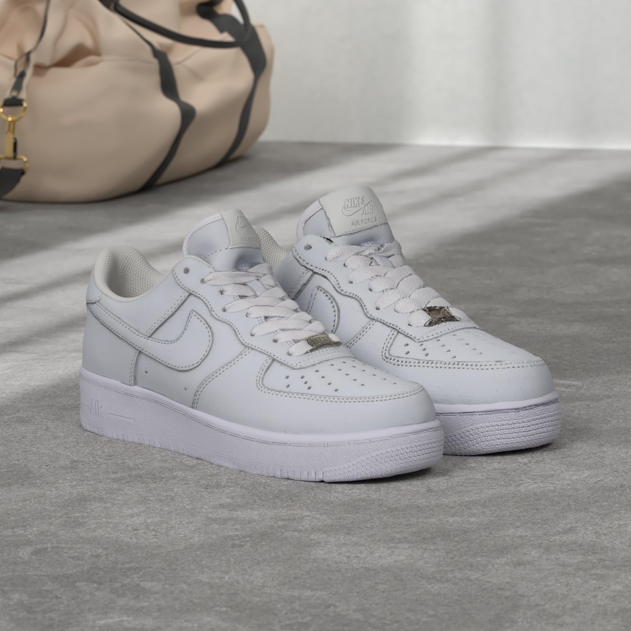 รองเท้าไนกี้ เมนส์ แอร์ ฟอร์ซ  - Nike Shoes Air Force 1 บทวิจารณ์และราคา